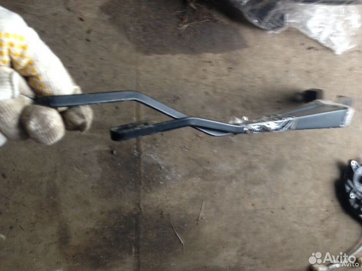 Поводок дворника чери тигго