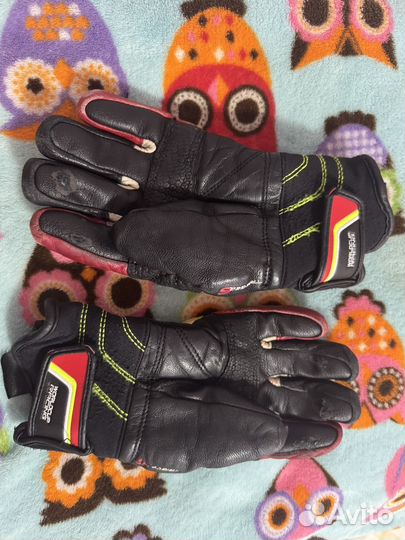 Перчатки leki