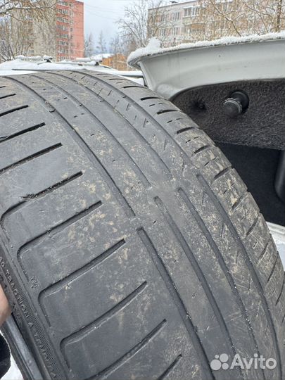 Kinforest KF-550 255/40 R19