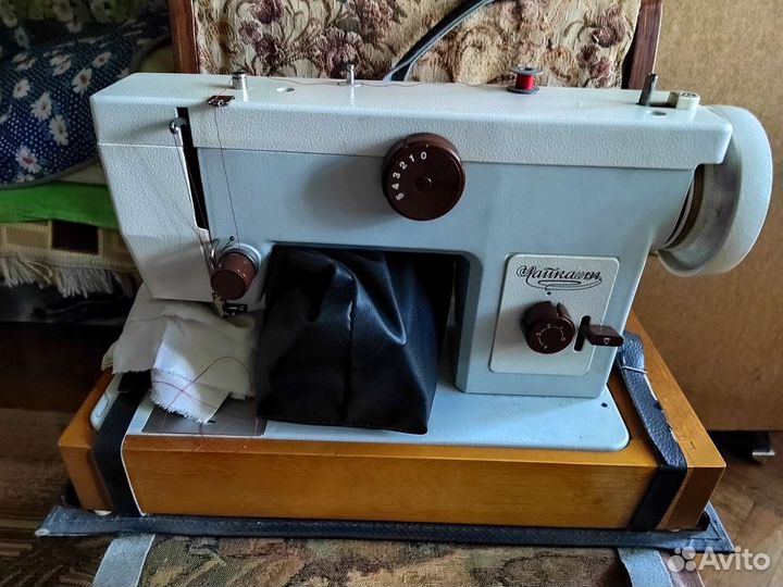 Швейная машинка чайка