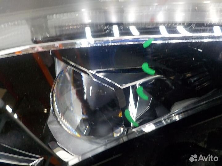 Фара левая Peugeot 3008