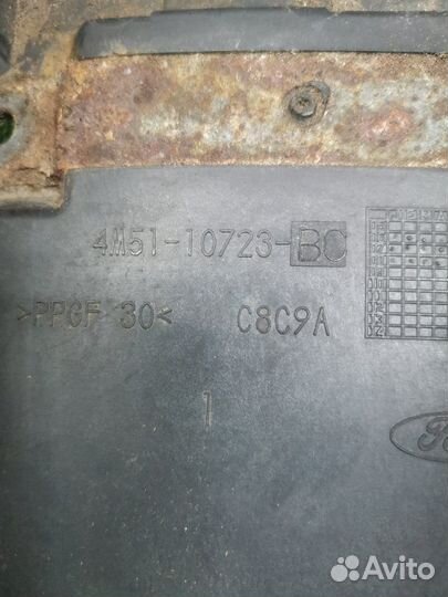 Короб аккумулятора Ford Focus 2 хетчбек 3 двери