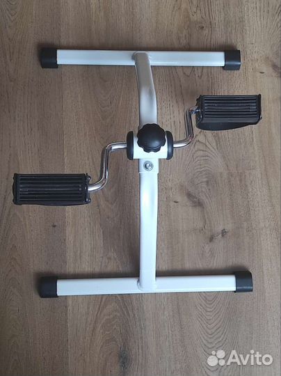 Реабилитационный тренажер для ног и рук