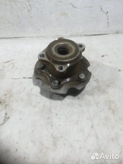 Ступица задняя Toyota Rav4 XA30