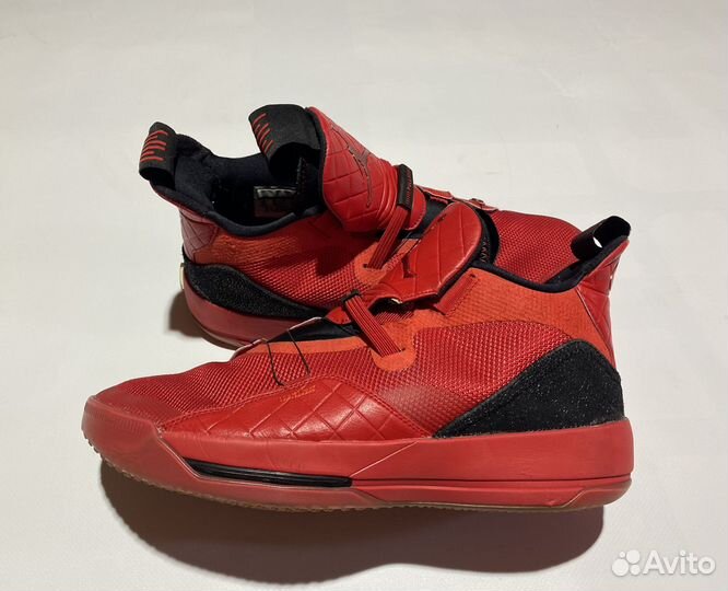 Jordan 33 University Red