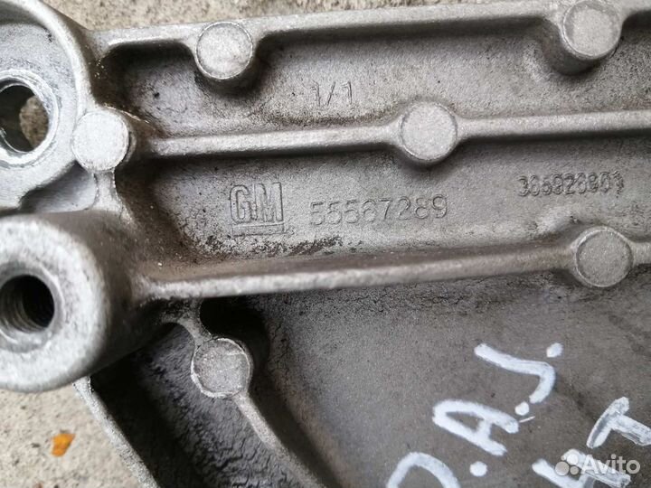 Кронштейн Компрессора кондиционера Опель Астра J