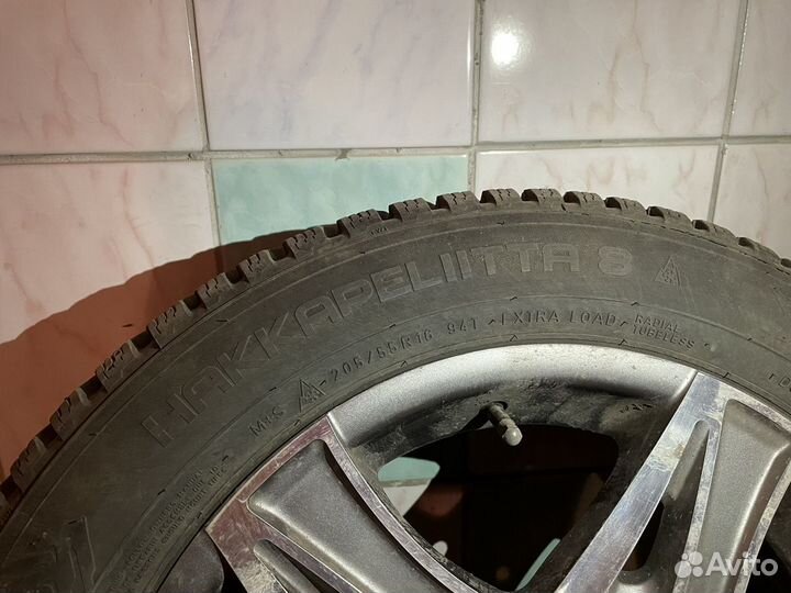 Nokian Tyres Hakkapeliitta 8 205/55 R16