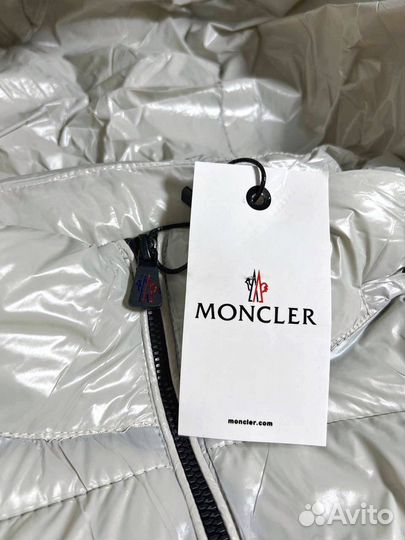 Жилетка moncler глянцевая