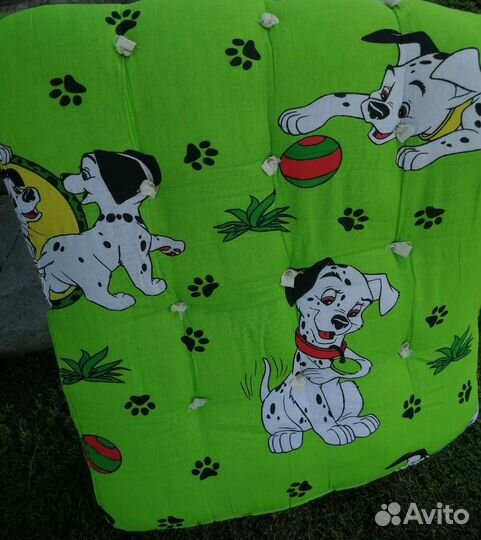 Матрац и одеяло в детскую кроватку