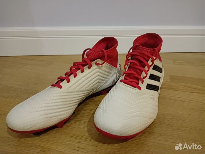 Бутсы adidas predator