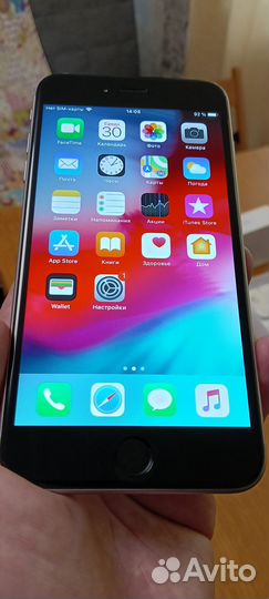 Apple iPhone 6 Plus 16 гб MGA82RU/A «серый космос»