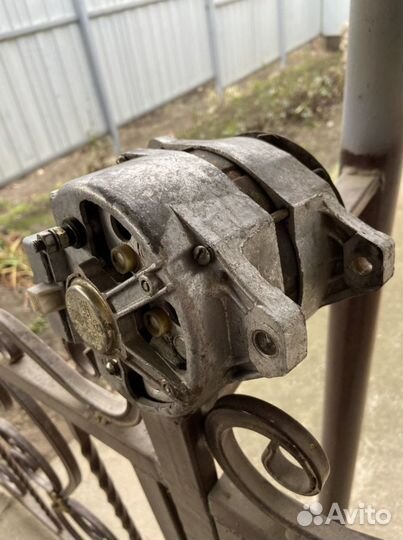 Генератор москвич