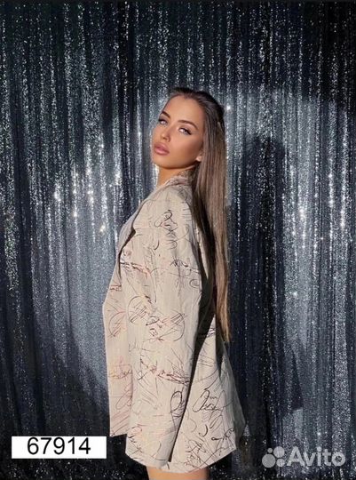 Пиджак стильный