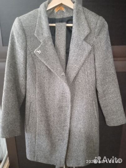 Пальто демисезонное