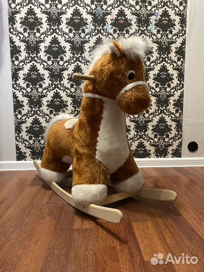 Детская качалка лошадь