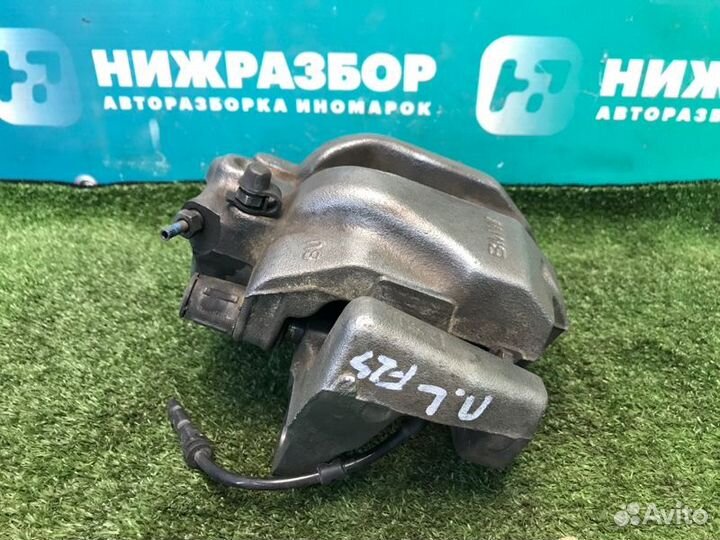 Суппорт передний левый Bmw X3 F25 2.0 N20B20