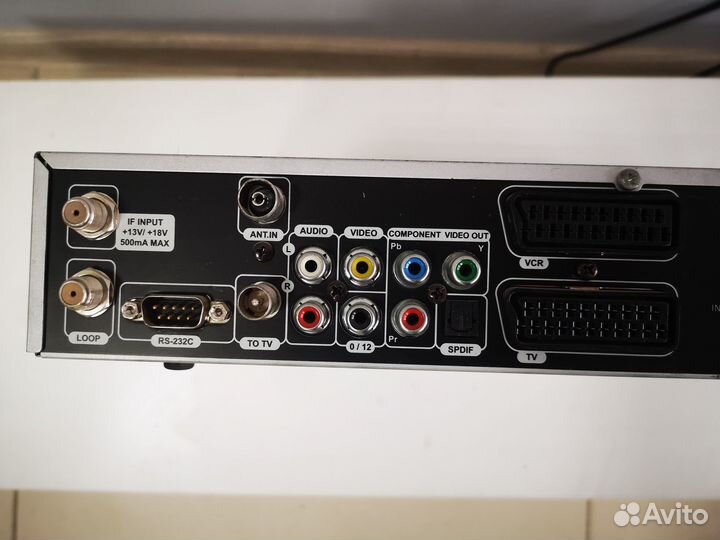 Спутниковый цифр.ресивер Golden Interstar GI-S100