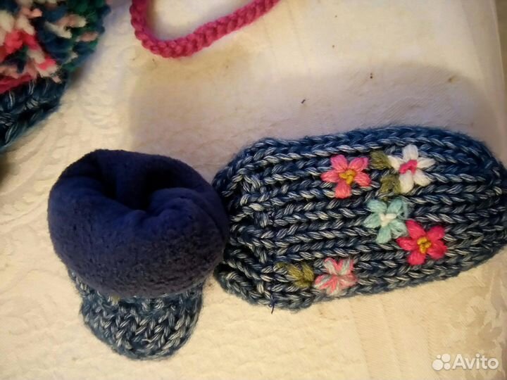 Шапочка и варежки для девочки 6-12 месяцев