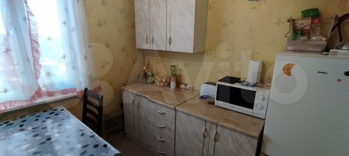 3-к. квартира, 74 м², 8/10 эт.