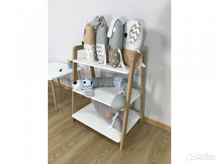Детский стеллаж из бука