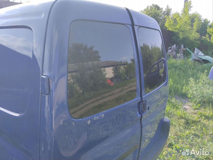 Стекло задней двери Пежо Партнер М59