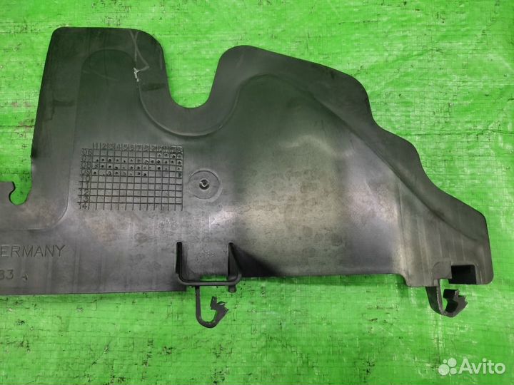 Воздуховод радиатора левый VW Tiguan 2007-2011