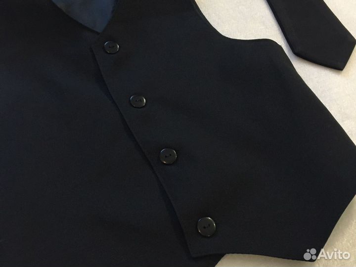 Жилет для мальчика р.110