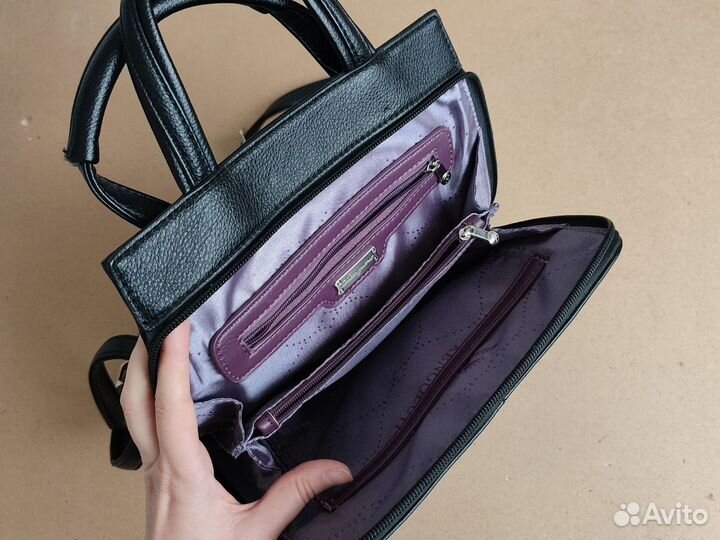 Компактный черный рюкзак