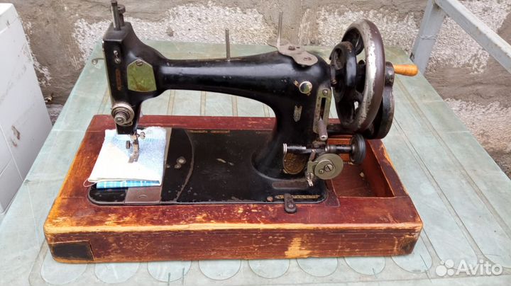 Швейная машинка