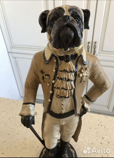 Статуэтка мопса