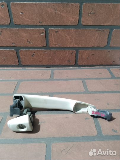 Ручка двери внешняя toyota wish ZNE10G 1zzfe FR/RH