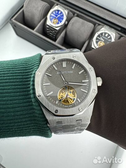 Часы Audemars Piguet Royal Oak Tourbillon 41мм