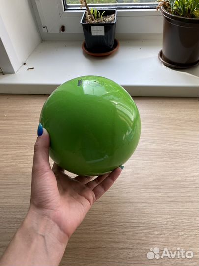 Мяч гимнастический 16