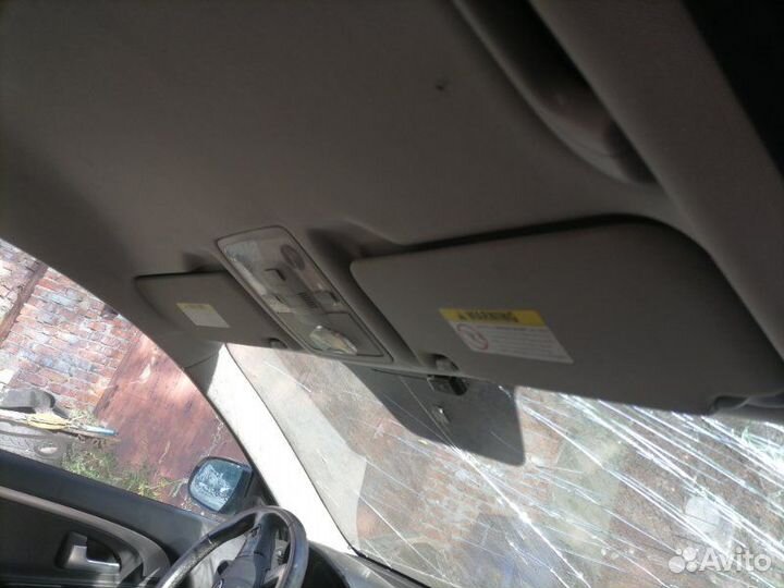 Обшивка потолка Kia Ceed 1 2011