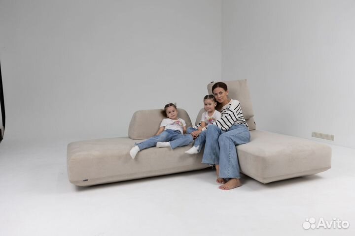 Диван со спальным местом 4400х1800 мм