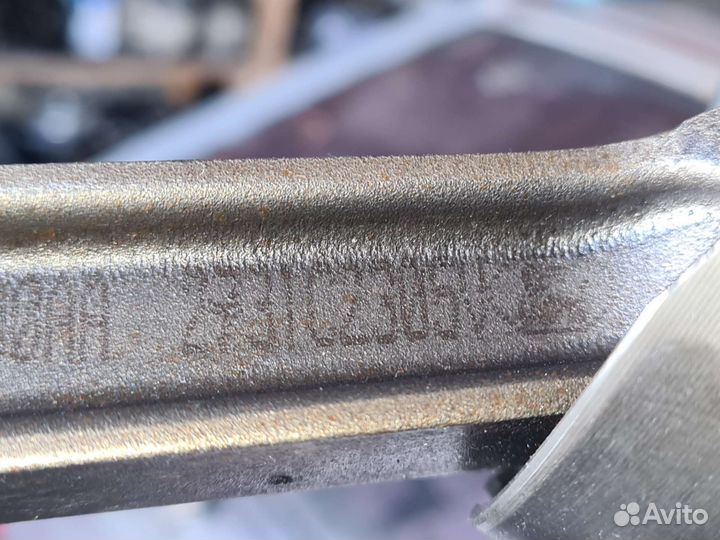 Шатун с поршнем Jumper/Boxer/Transit 2.2 Puma