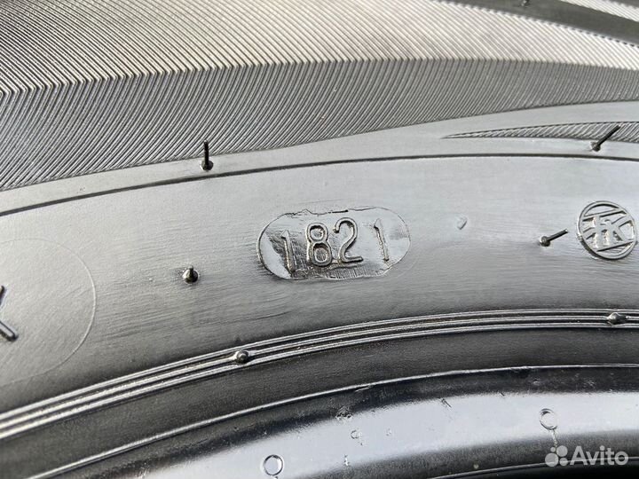 Viatti Brina V-521 215/60 R16 95T