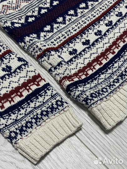 Новогодний свитер