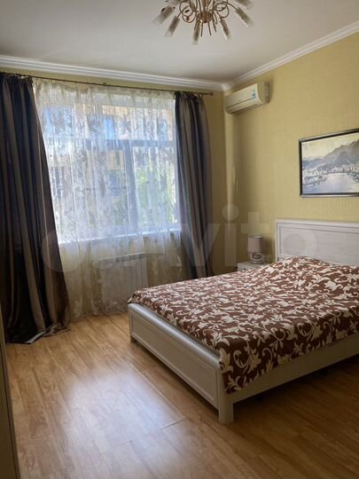 Коттедж 220 м² на участке 5 сот.