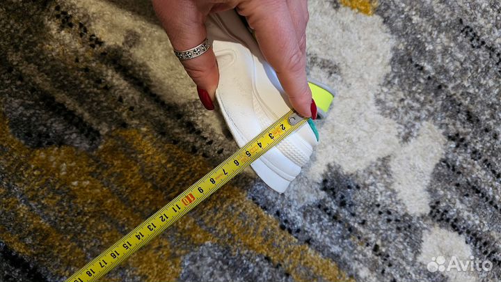 Сандалии женские 40 р