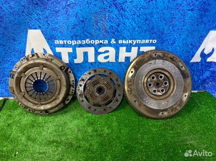 Комплект сцепления Mazda 3 BK Z6 2009