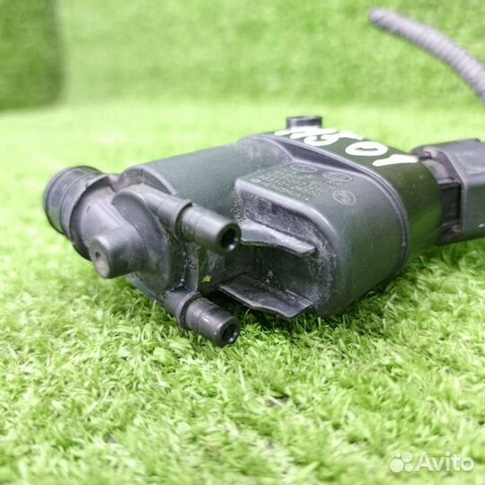 Насос (моторчик) омывателя стекла переднего Kia