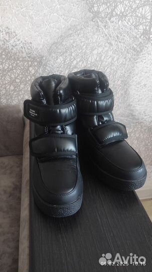 Дутики женские зимние