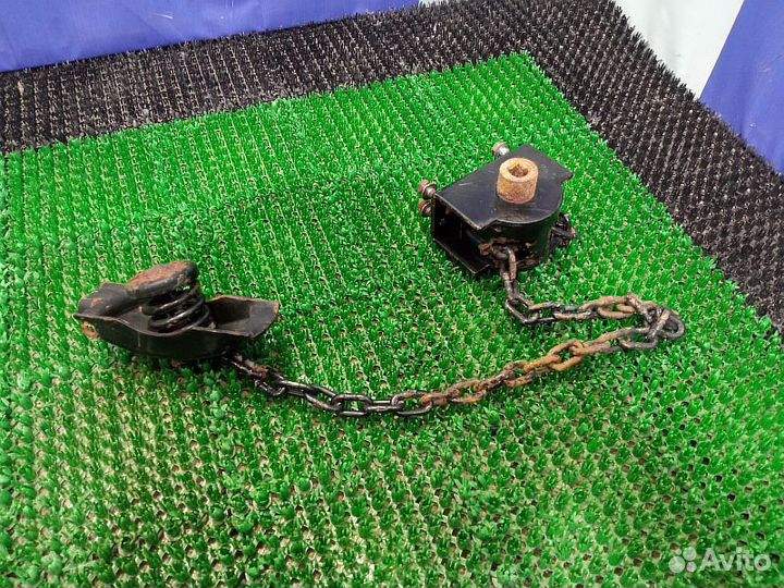 Механизм крепления запасного колеса Lexus GX460