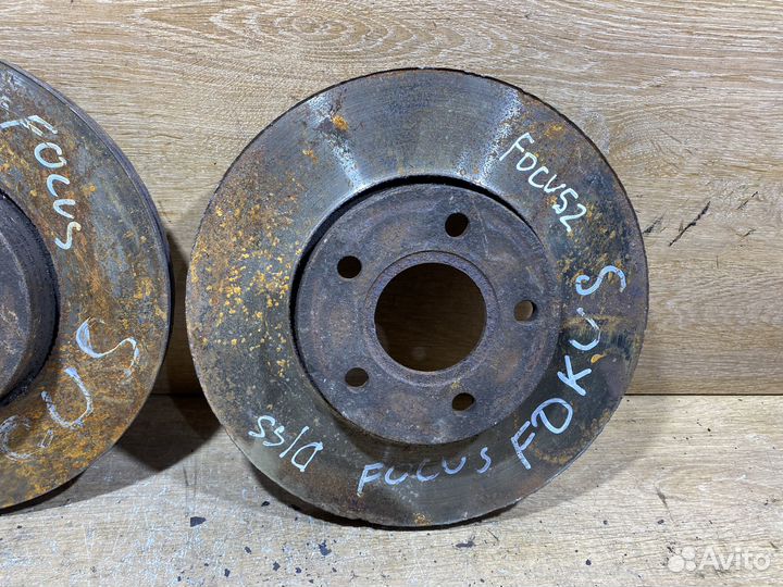 Комплект передних тормозных дисков Focus 2 D155
