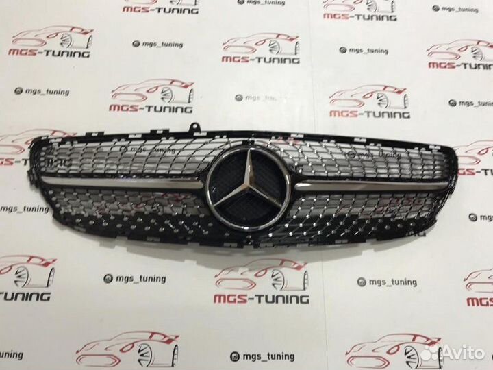 Решетка CLS W218 Diamond Black Хром звезда