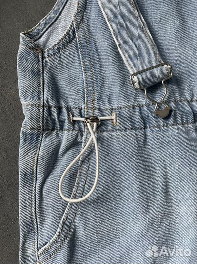 Джинсовый комбинезон
