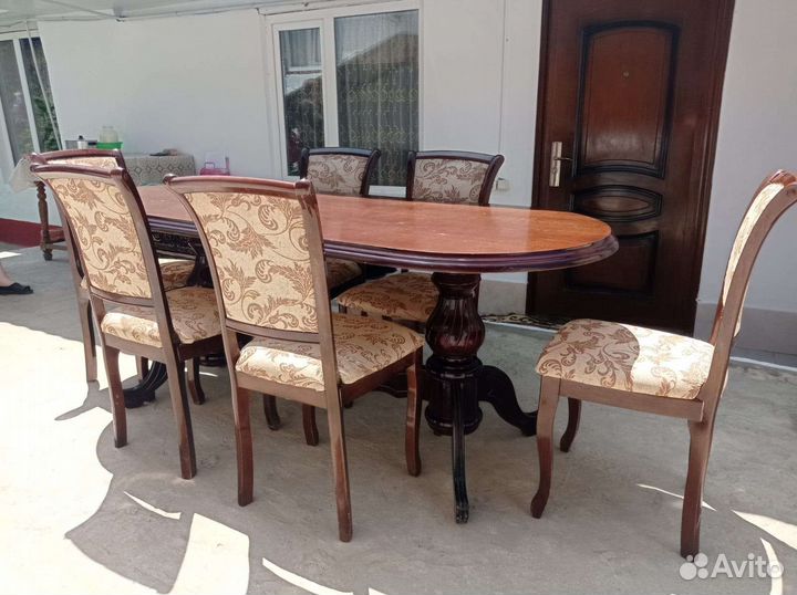 Комплект стол со стульями