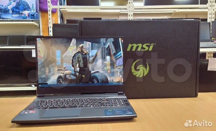 MSI MS-16U6/Ryzen 7 3750/16GB/RX5500M/256GB SSD