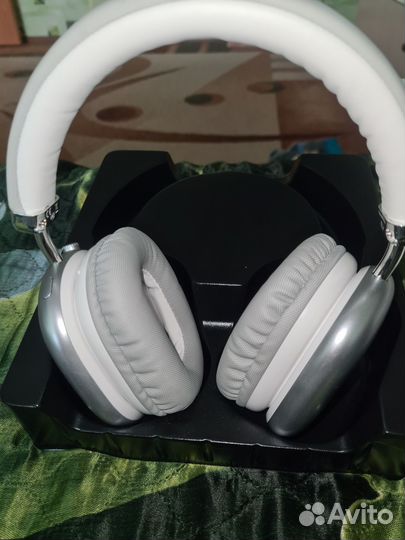 Беспроводные наушники